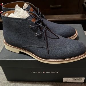 Tommy shoes (Size 9.5 Men)